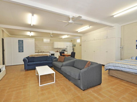 The Studio On The Lake At Fishing Point Lake Macquarie Honestly Put The Line In & Catch Fish - Accommodation Noosa 1