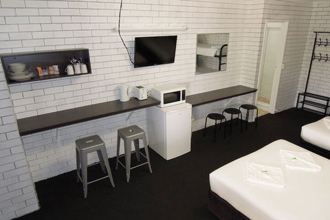 Jackaroo Apartments - Accommodation Noosa 4