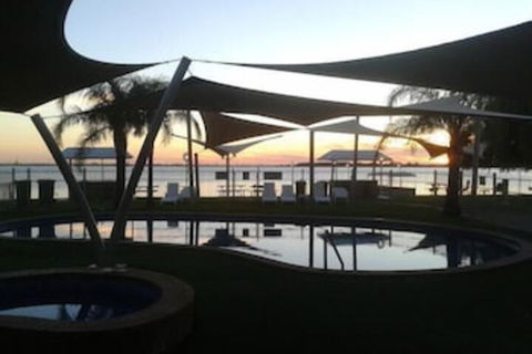 Lake Edge Resort - Accommodation Noosa 3