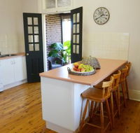 The Bank B  B West Wyalong - Accommodation Noosa