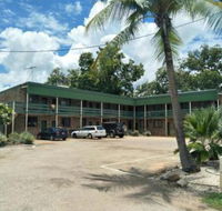 Palm Court Backpackers - Accommodation Noosa