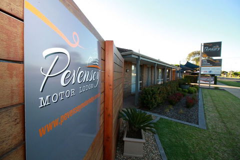 Pevensey Motor Lodge - Accommodation Noosa 1