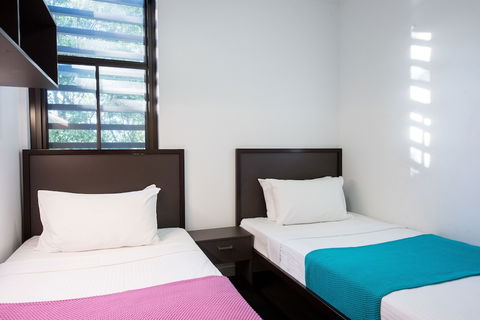 Racecourse Space Pop Up - Accommodation Noosa 3