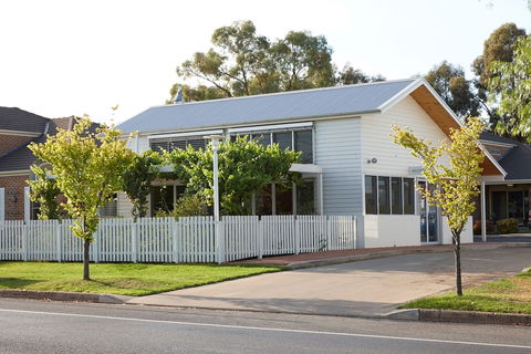 The Horatio - Suites & Motel - Accommodation Noosa 1