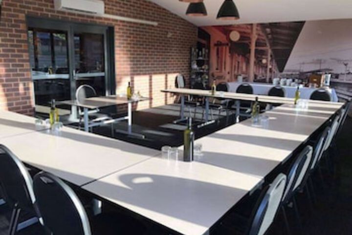 Junee NSW Accommodation Noosa