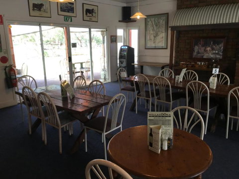 Willalooka Tavern - Accommodation Noosa 4