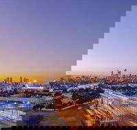 Oaks Brisbane Woolloongabba Suites - Accommodation Noosa
