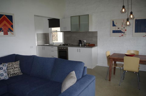 Art At Linden Gate - Accommodation Noosa 1