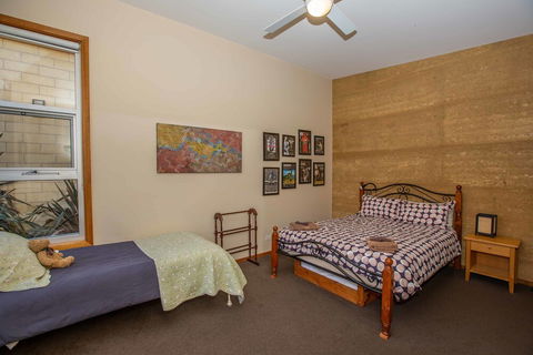 The Chocolate Lily Bed & Breakfast - Accommodation Noosa 7
