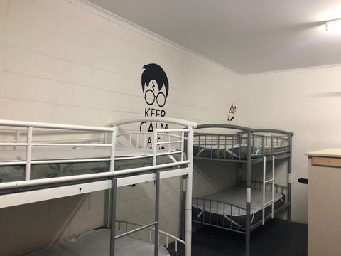 Frogshollow Backpackers - Accommodation Noosa 4