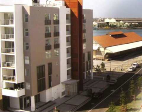 Honeysuckle Executive Suites - Accommodation Noosa 5