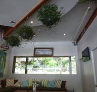 Driftwood Cafe at Akuna Bay - Accommodation Noosa