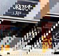 Bazils Cafe - Accommodation Noosa