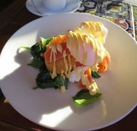 Tattersalls Hotel - Accommodation Noosa