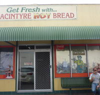 MacIntyre Hot Bread Shop - Accommodation Noosa