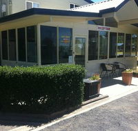 Poplar Caravan Park  Harry's Snack Shack - Accommodation Noosa