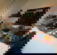 Tractor Espresso Bar - Accommodation Noosa