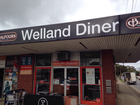 Welland Diner - Accommodation Noosa 0
