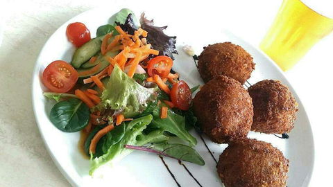 The Heights Bar And Bistro - Accommodation Noosa 0