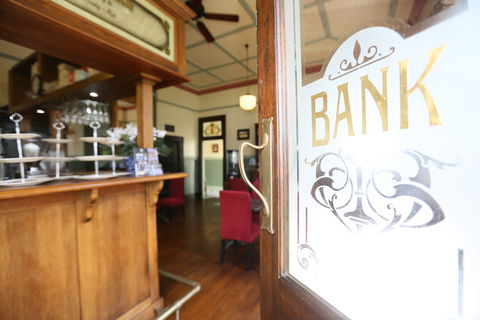 The Old Bank Gladstone - Accommodation Noosa 0