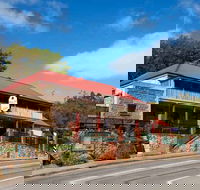 Royal Oak Hotel - Accommodation Noosa
