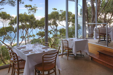 Chris's Restaurant - Accommodation Noosa 0