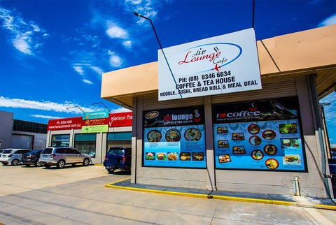 Air Lounge Cafe - Accommodation Noosa 0