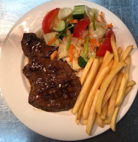 Arvis Restaurant & Bar - Accommodation Noosa 0