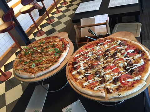 Ugly Pizza - Accommodation Noosa 0
