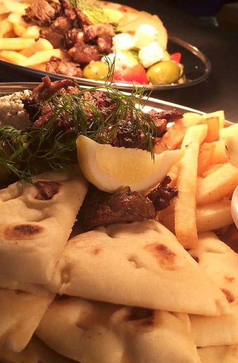 Xenia Grill - Accommodation Noosa 3