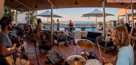 Anchor Bar - Accommodation Noosa 1