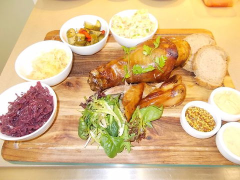 Prague Restaurant Bar And Grill - Accommodation Noosa 0