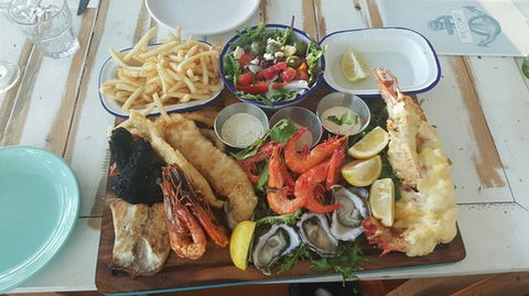 The Coast Cafe - Accommodation Noosa 0