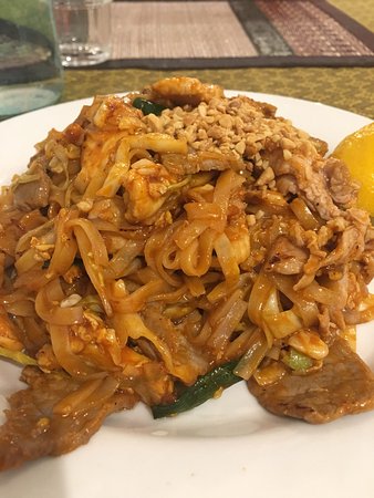 Ban Thai Restaurant - Accommodation Noosa 0