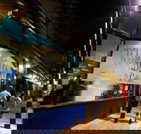 Trafalgars Hotel - Accommodation Noosa
