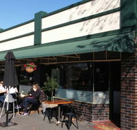 Local Crowd - Accommodation Noosa