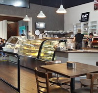 D  M's Bakery Cafe - Accommodation Noosa