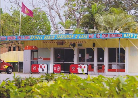 Newell Beach Takeaway And Cafe - Accommodation Noosa 0