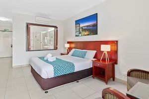 The Coffee House Apartments & Bistro - Accommodation Noosa 14