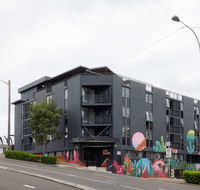 Hotel Hacienda - Accommodation Noosa