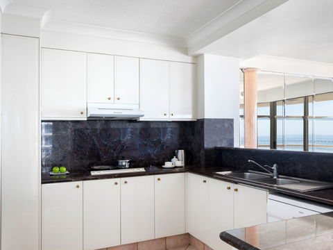 Breakfree Moroccan - Accommodation Noosa 10