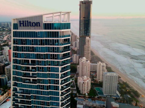 Hilton Surfers Paradise Hotel - Accommodation Noosa 1