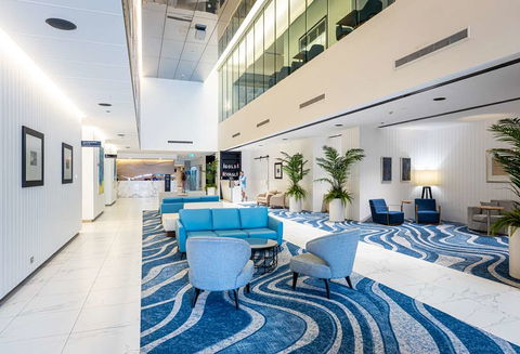 Hilton Surfers Paradise Hotel - Accommodation Noosa 2