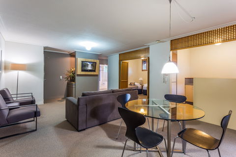 The Airport International Motel - Accommodation Noosa 6