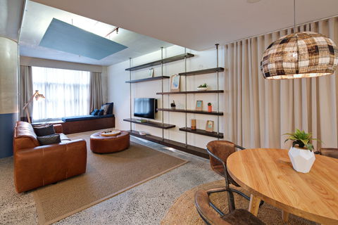 Zara Tower Serviced Apartments - Accommodation Noosa 7