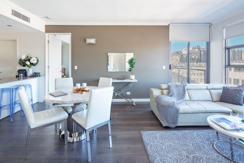 Zara Tower Serviced Apartments - Accommodation Noosa 12