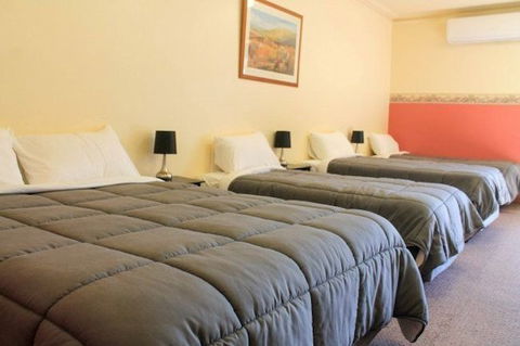 St Georges Motor Inn - Accommodation Noosa 4
