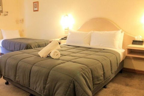 St Georges Motor Inn - Accommodation Noosa 7