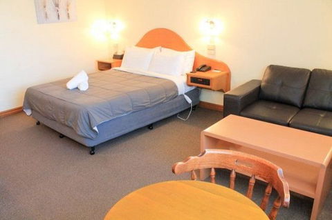 St Georges Motor Inn - Accommodation Noosa 8