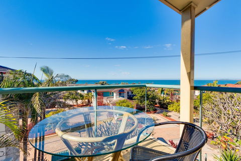 Aqualuna Beach Resort - Accommodation Noosa 0